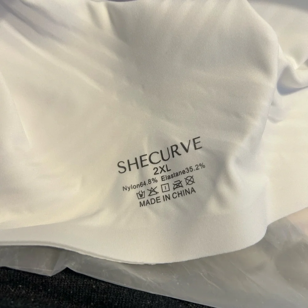 Shecurve Wireless White Bra - Picture 2 of 2